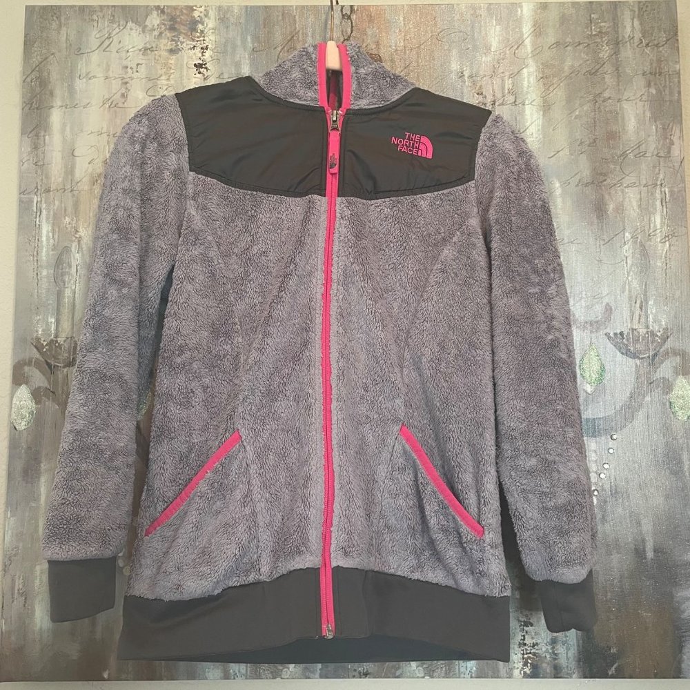 The North Face Girls Hooded Synchilla jacket.